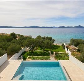 6 Bedroom Seafront Villa with Pool near Slano, Sleeps 12-14
